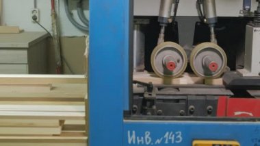 Ahşap kapı boş, rustik iç kapılar üretimini parlatma işlemi