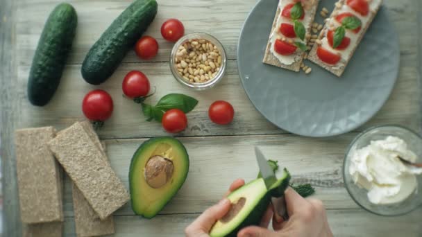 Koken gezonde Veggie sandwiches — Stockvideo