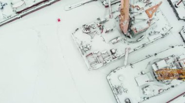 donmuş liman, gemi, helikopter ateş kış iskelelerde
