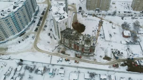 Construcción de una casa, aérea, rodaje de helicóptero — Vídeos de Stock