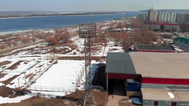 Openlucht stadion in het voorjaar — Stockvideo