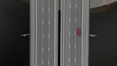 yol köprüsü, bir helikopter havadan görüntüleri