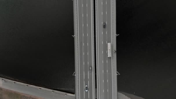 pont routier, images aériennes d'un copter 