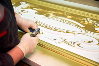 kapı boyama, metal kapı üretimi