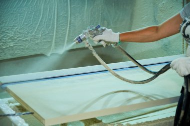 kapı boyama, metal kapı üretimi