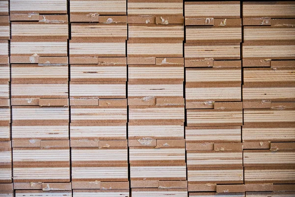 Sklad s dřevěnými polotovary, díly, výroba interiérových dveří — Stock fotografie
