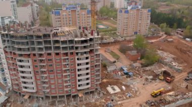 Bir konut yüksek katlı bina inşaatı. İhA'dan havadan çekim