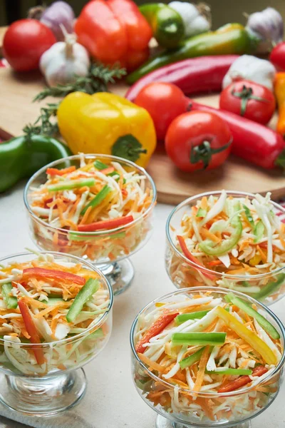 Cabbage and carrot salat. Beautiful serving dishes. Restaurant menu — Stock Photo, Image