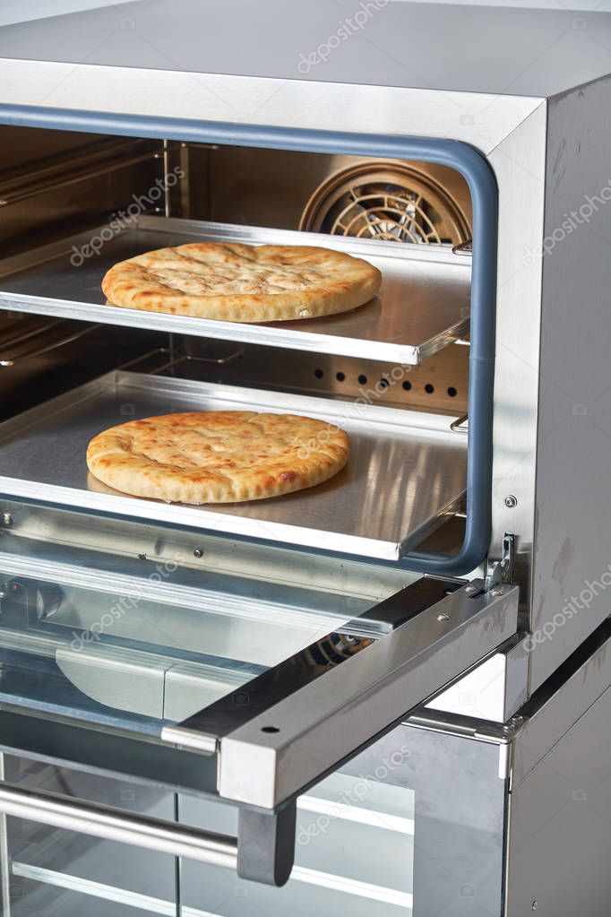 Industrial electric oven for catering with set food
