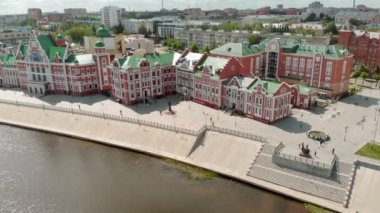 Yoshkar-Ola, Mari El, Rusya. Bruges Embankment kopyası Belçika 'nın Bruges şehrindeki dolgu malzemesinden..