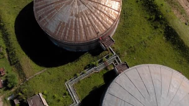 Olie opslag zomer antenne Survey — Stockvideo
