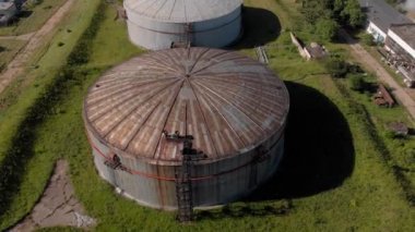 Petrol depolama yaz hava araştırması