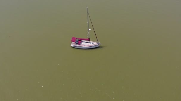 The boat is at sea. Aerial video — Stock Video