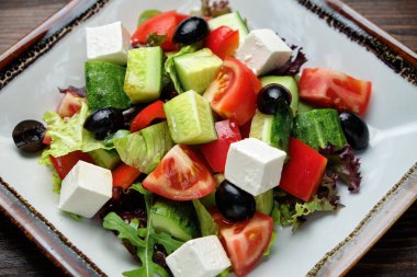 Yunan salatası. restoran menüsü