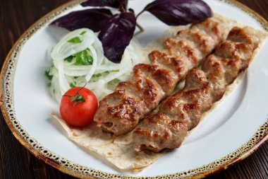 et yemeği lula kebap