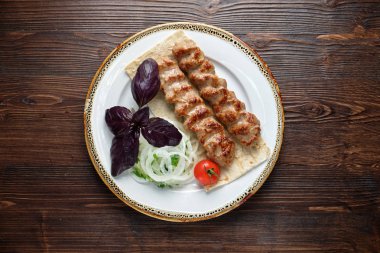 et yemeği lula kebap