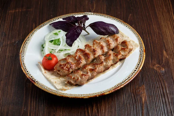 Piatto di carne lula kebab — Foto Stock