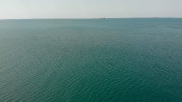 Navire cargo en mer. Plan aérien 