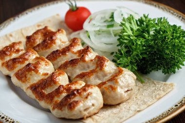 et yemeği lula kebap