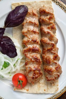 et yemeği lula kebap