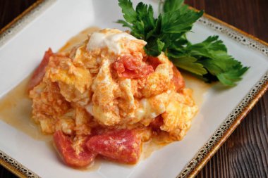 Domates ve otlar ile Omlet . catering için menü