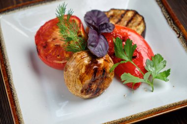 Izgara sebze. yemek menüsü