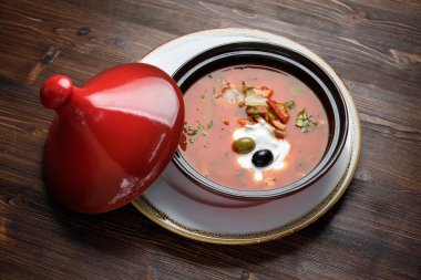 Solyanka' ya. catering menüsü