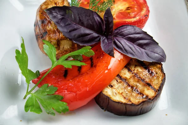 Izgara sebze. yemek menüsü