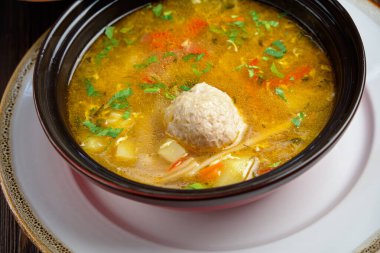 Köfteli çorba. yemek menüsü