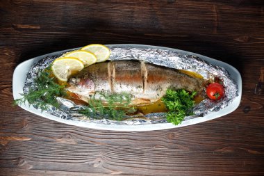 Fırında Dorado. yemek menüsü