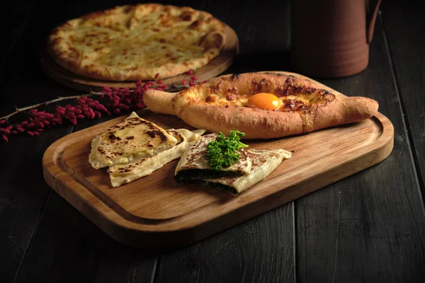 Adjarian Khachapuri. yemek menüsü