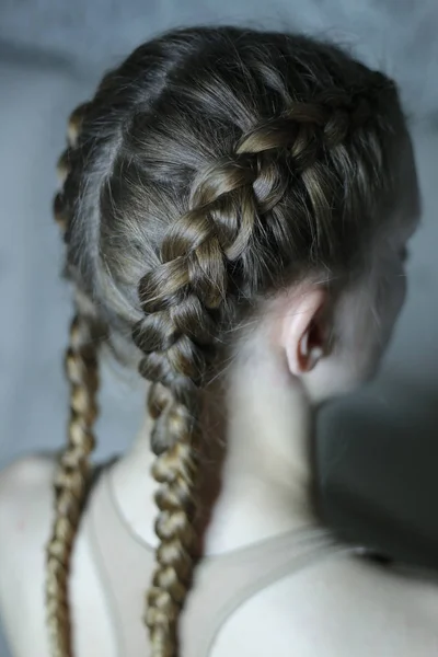 Textura Del Cabello Trenzado Trenzas Cabeza Chica Trabajo Peluquería Tejiendo — Foto de Stock