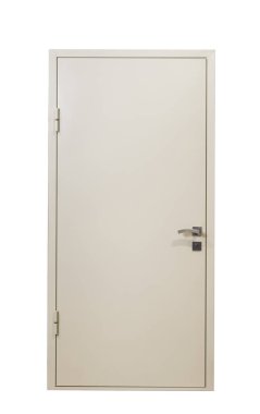 Beyaz arka plan izole kapalı güvenlik kapısı. Kapalı bir metal kapı görüntüsü. Daire girişi. Çelik kapı kilit ve kolu. Modern kapı tasarımı.
