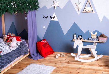 Noel şenlikli süsleri, Noel ev oda. Çocuk odası, yeni yıl