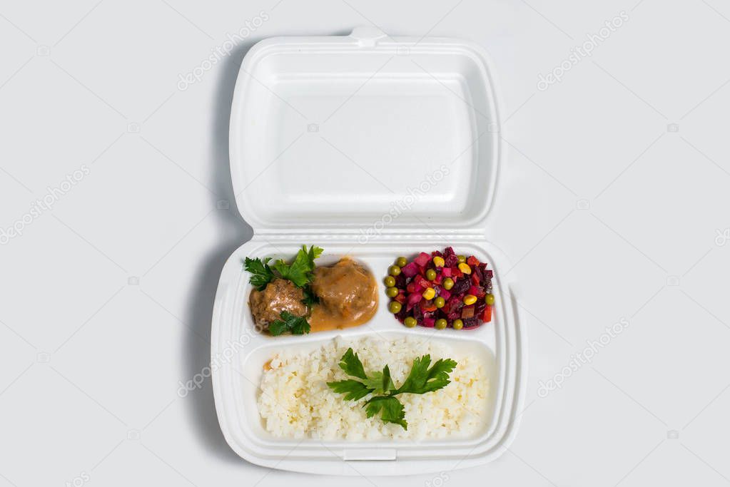 lunch box set. Disposable plastic lunch box. A white food box, lunch, fast food, isolated on white background
