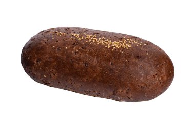 Beyaz arka planda taze çavdar ekmeği