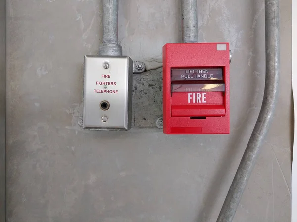 İtfaiyeciler telefon noktası.