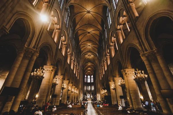 Notre Dame de Paris Katedrali iç — Stok fotoğraf