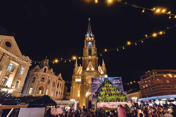 Nome da Igreja Maria e Praça da Liberdade em Novi Sad — Fotografia de Stock