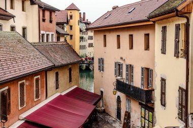 Saray Ille View'dan Annecy Eski Kent