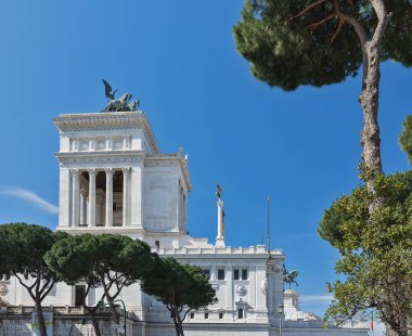 Vittorio Emanuele Ii Anıtı da Vittoriano olarak bilinen, 