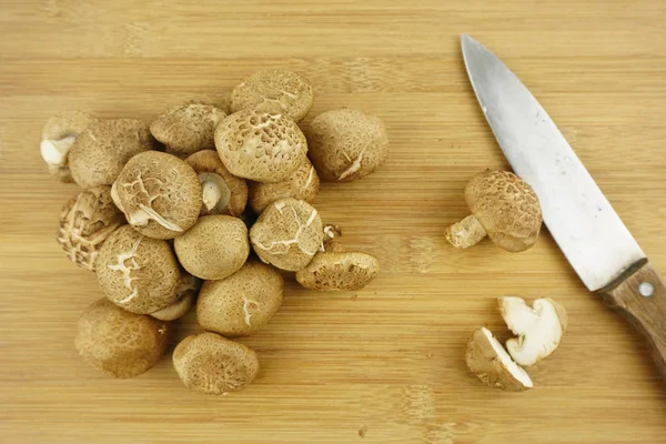 Fresh Shiitake Mushroom Wooden Background Food Preparation Selective Focus Lentinula — Stock Photo, Image