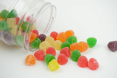 Yakın tatlı renkli şeker Jelly şeker şeker şekerler wh izole kadar