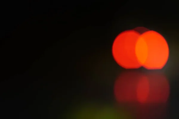 Bunte Bokeh abstrakten Hintergrund Verkehr. Vorsätzliche Unschärfe — Stockfoto