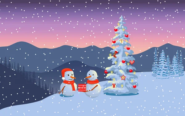 Annandag jul vinter med snögubbar. Avlägsna berg, kväll twilight med snögubbe familj i santa hatt, och inredda belysta x-mas tree — Stock vektor