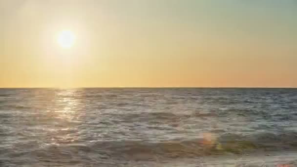 美丽的海洋延时日落在地中海在夏季 — 图库视频影像