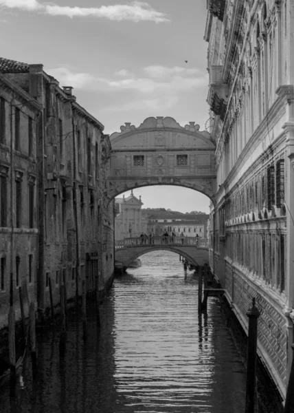 Italia Antigua Ciudad Romántica Venecia Vista Blanco Negro — Foto de Stock