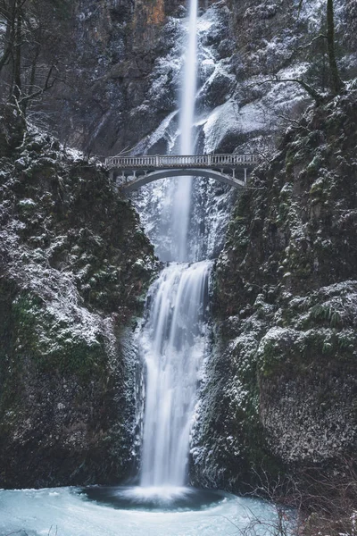 Крижані Морозний Multnomah Falls Штат Орегон Взимку — стокове фото