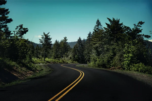 Empty Asphalt Road Mountains — Stock Photo, Image