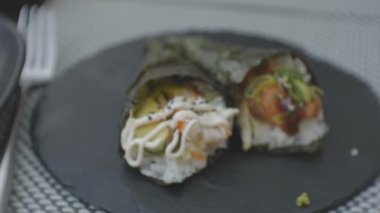 Koni suşi temaki Close-up .